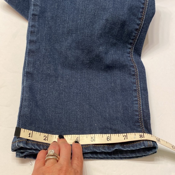 Levi’s Perfect Waist 525 Straight Leg, Women’s size 16 Denim Jeans. - Picture 8 of 8
